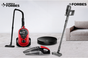 Blower and Vacuum Cleaner
